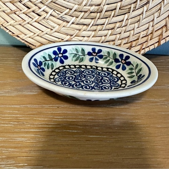 Polish Pottery Boleslawiec Hand Painted Ceramic Soap Dish - Picture 3 of 6